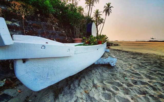 FabHotel Ashwem Beach Resort