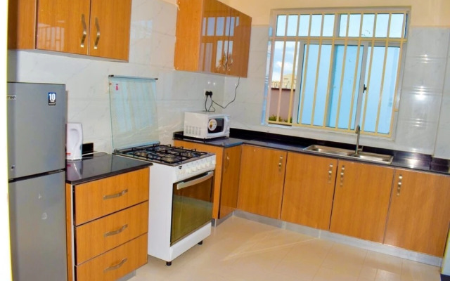 Mayberry Airport homestay