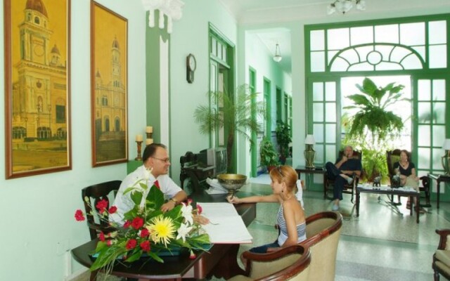 Hotel E San Basilio