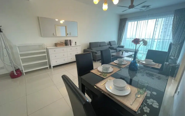 Solaris Dutamas by Manhattan Group