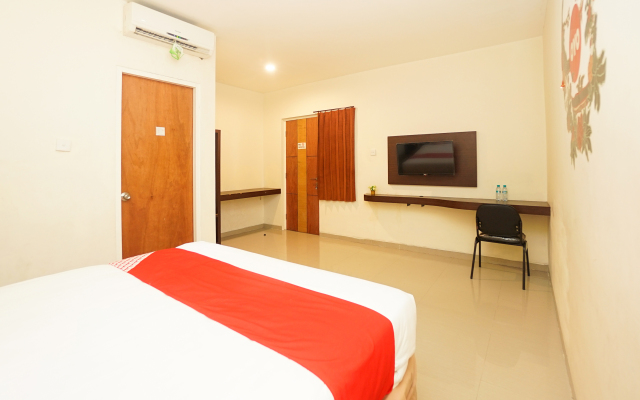 Hotel O Siwalankerto Near Surabaya Carnival