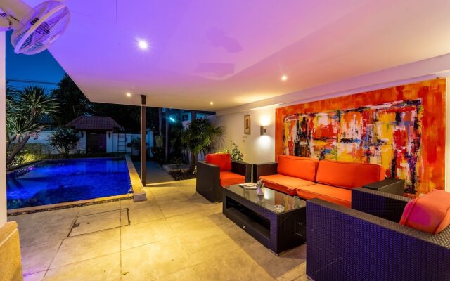 3 BR Pool Villa in Great Location BUB