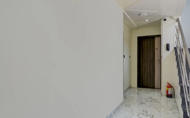 FabHotel Poona Royal