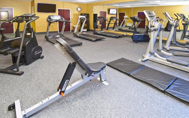 Holiday Inn Express Hotel & Suites Tupelo by IHG