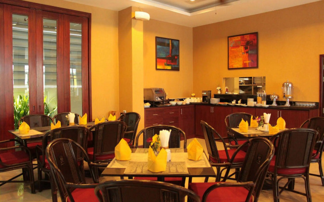 Patong Hemingway's Hotel