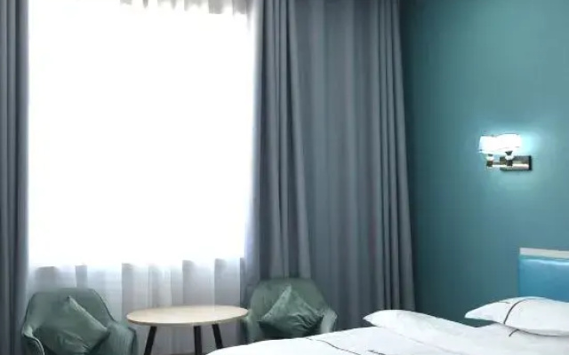 Pearl Holiday Inn Tashkurgan Plateau