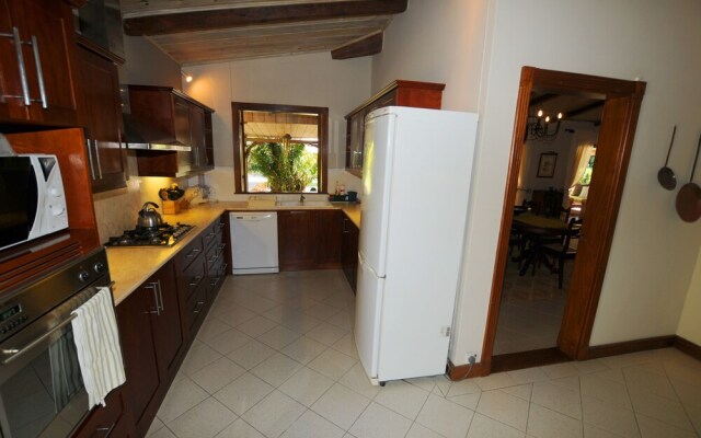 Villa Alira