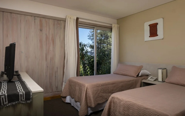 Bahía Montaña Resort