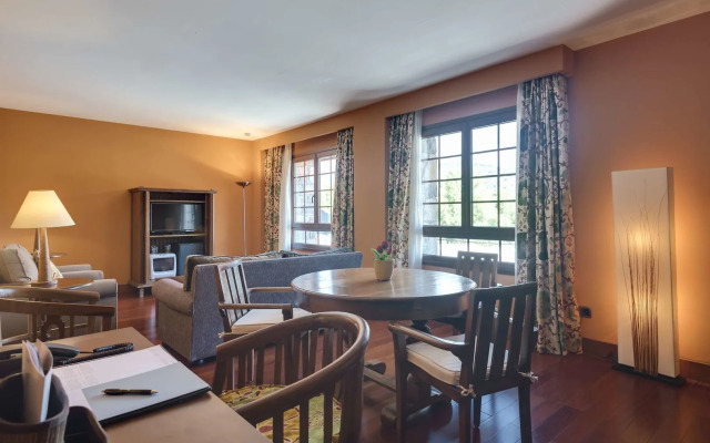 Hotel Monasterio de Boltana & SPA