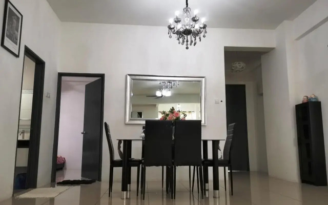 Mahkota Cheras Unique Condo 1-11 pax near MRT*KL