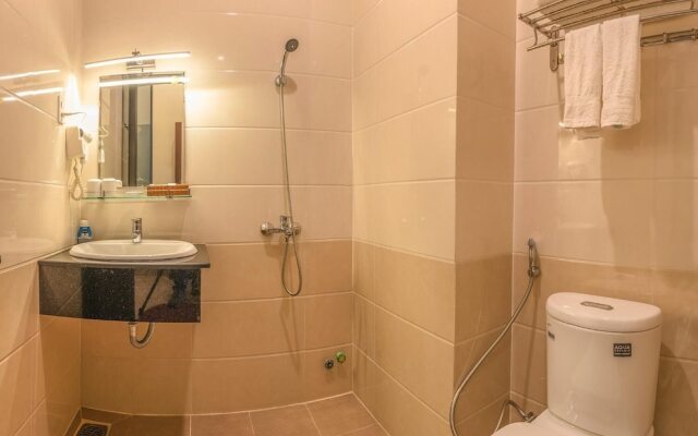 Huyen 179 Hotel