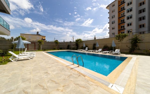 Modern Flat With Shared Closed Pool in Alanya