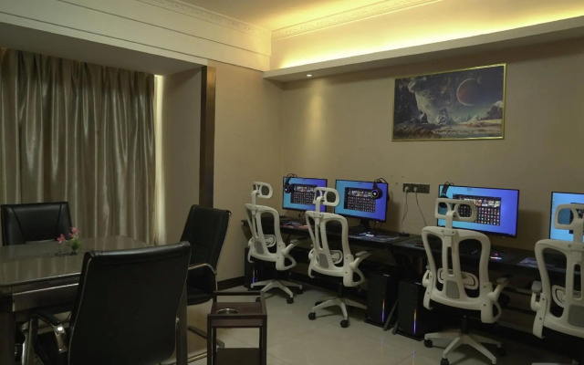 Liangde Hotel (Shenzhen Shajing Houting Subway Station)