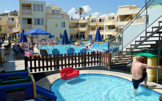 Menia Beach Hotel