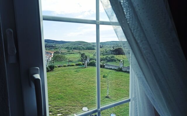 Mylos Hotel