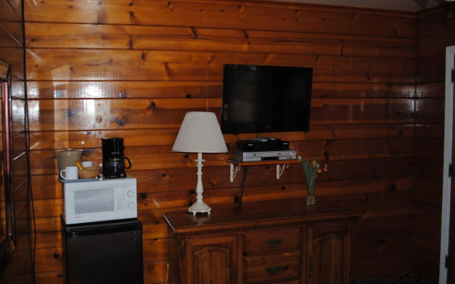 Daunt's Albatross Motel
