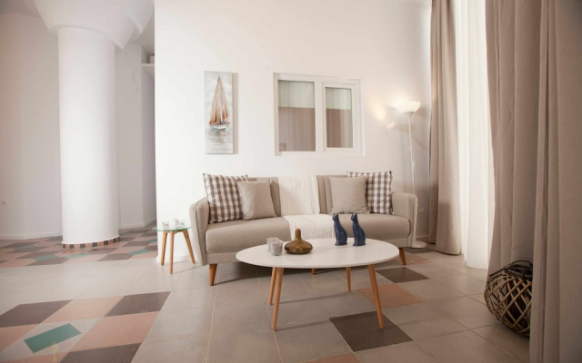 Zennova 33 Kallithea Blue Paradise