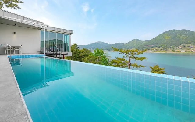 Bayclub