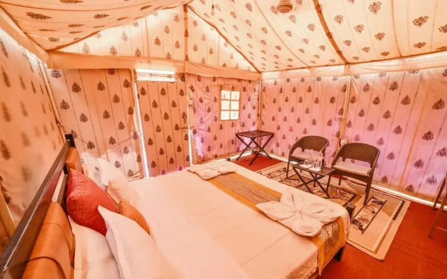 Sam Resort and Camp