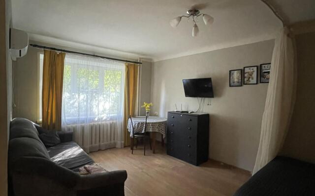 Апартаменты на улице Комиссаржевской 18