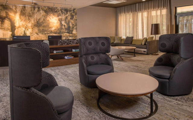 Courtyard by Marriott Hershey Chocolate Avenue