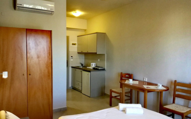 Amaryllis Hotel Apartments