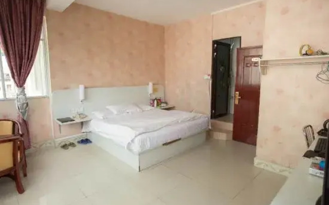 Napo Wangcai Convenient Hotel