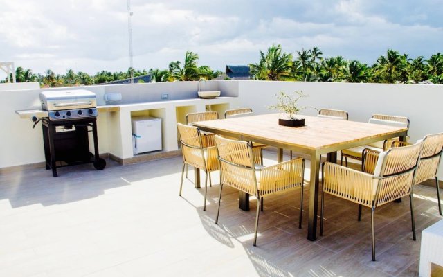 Luxurious Pent House Steps From The Beach F4 Los Corales Playa Bavaro