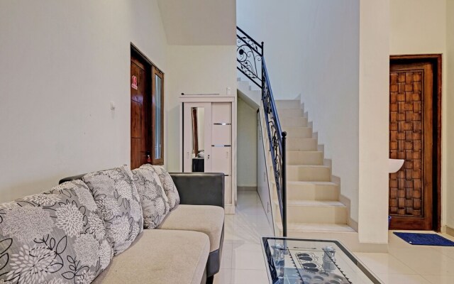OYO Life 92935 Ayu Kost Eksklusif