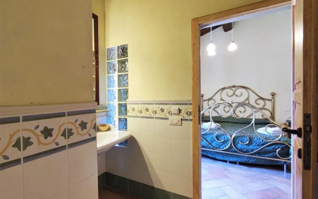 Holiday Home in Gambassi Terme With Jacuzzi