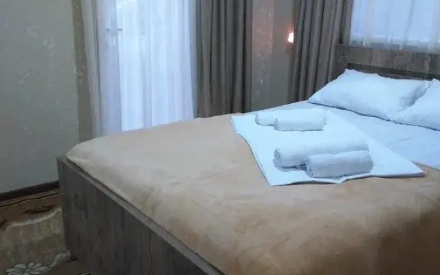 Hotel on Tsereteli