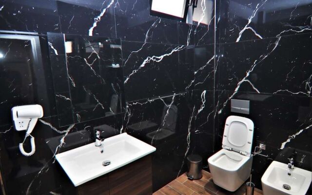 Relax Inn Hotel Durres