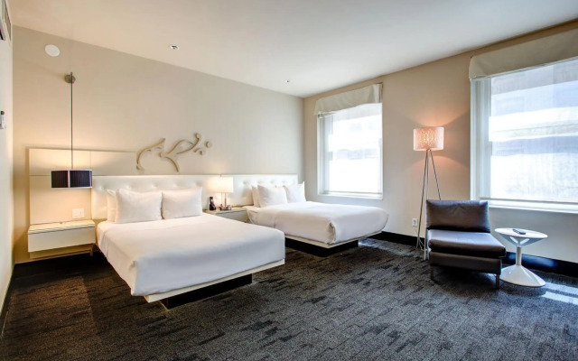 THE MIDLAND HOTEL, Chicago, a Tribute Portfolio Hotel