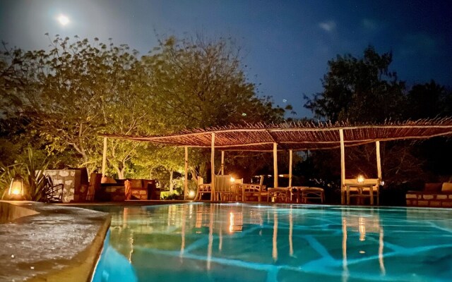 Rock and Sea Resort