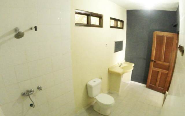 East Lombok Dive Hotel - Hostel
