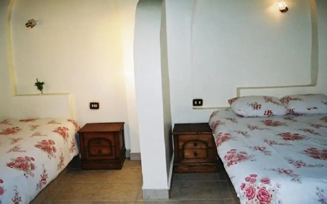 Bawiti Oasis Resort