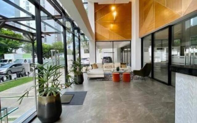 Suite Deluxe 1 bed, city OceanView, pool,Saune,Gym
