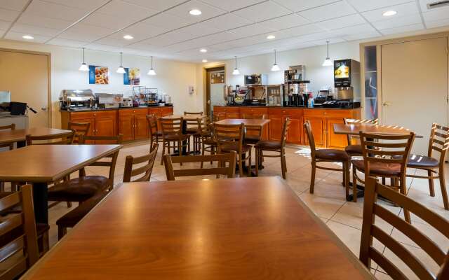 Best Western Inn & Suites
