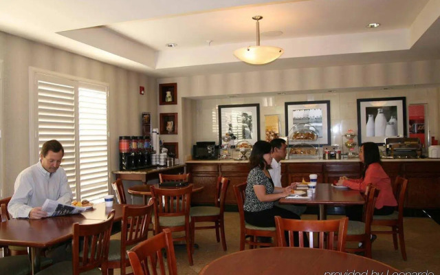 Hampton Inn San Francisco-Daly City