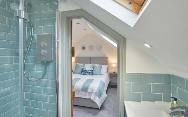Threadneedle Cottage