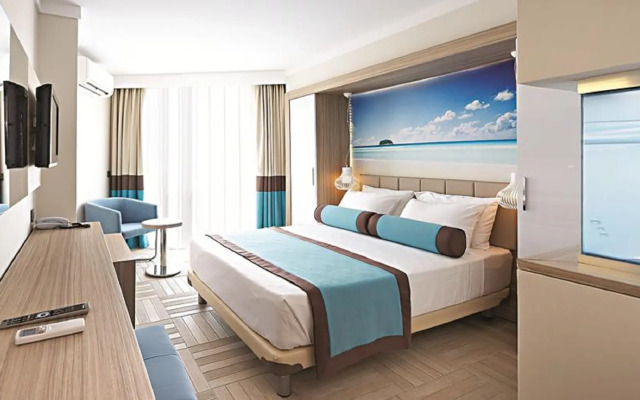 Blue Bay Platinum Hotel