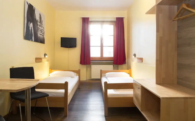 Euro Youth Hotel