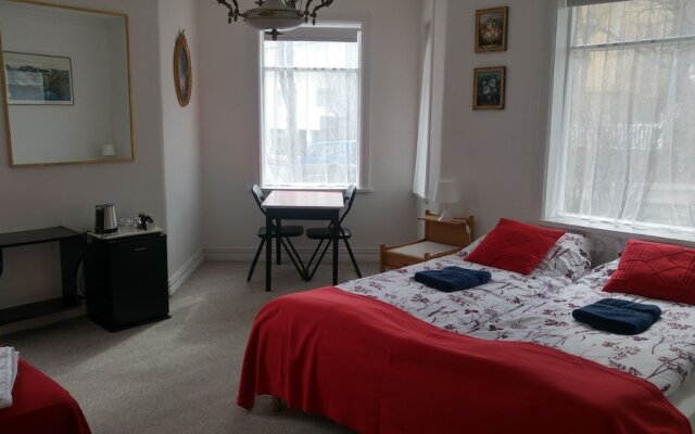 Guesthouse Sólgarðar