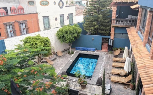 La Joya Azul SMA - LGBTQS