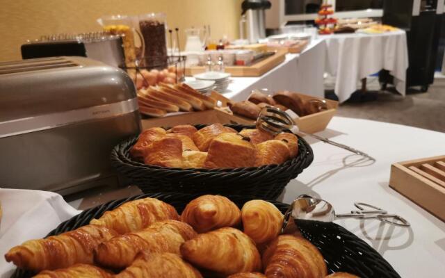 Grand Hotel "Château de Sully" - Piscine et Spa