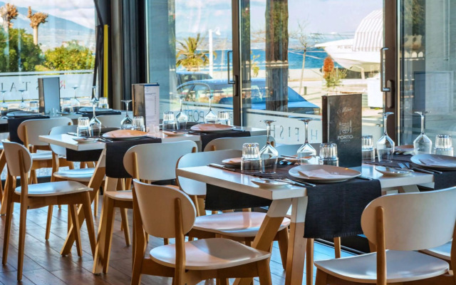 Porto Marine Hotel