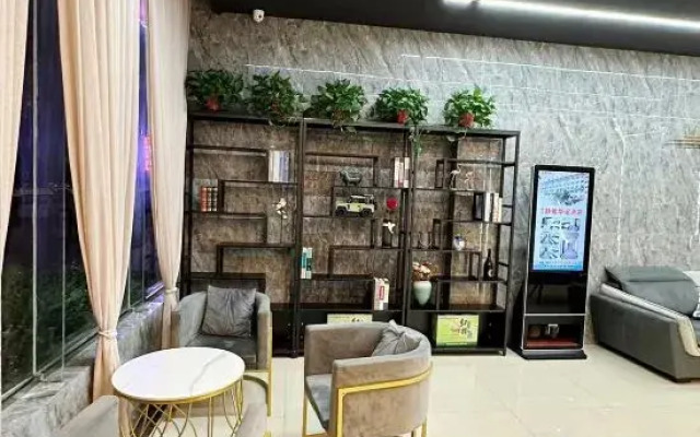 Linzhou Jingya Huayi Hotel