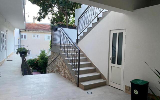 Apartments Mirjana