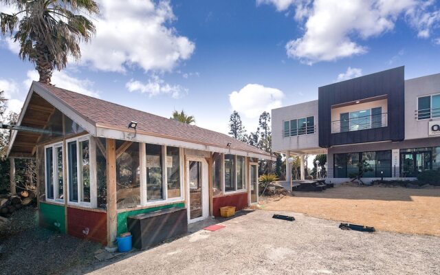 Jungmun Oasis Pension