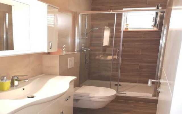 City Apartments Lani